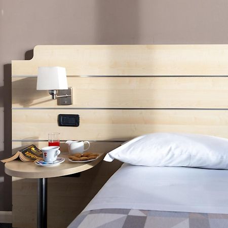 Hotel Giallo Noceto Eksteriør billede