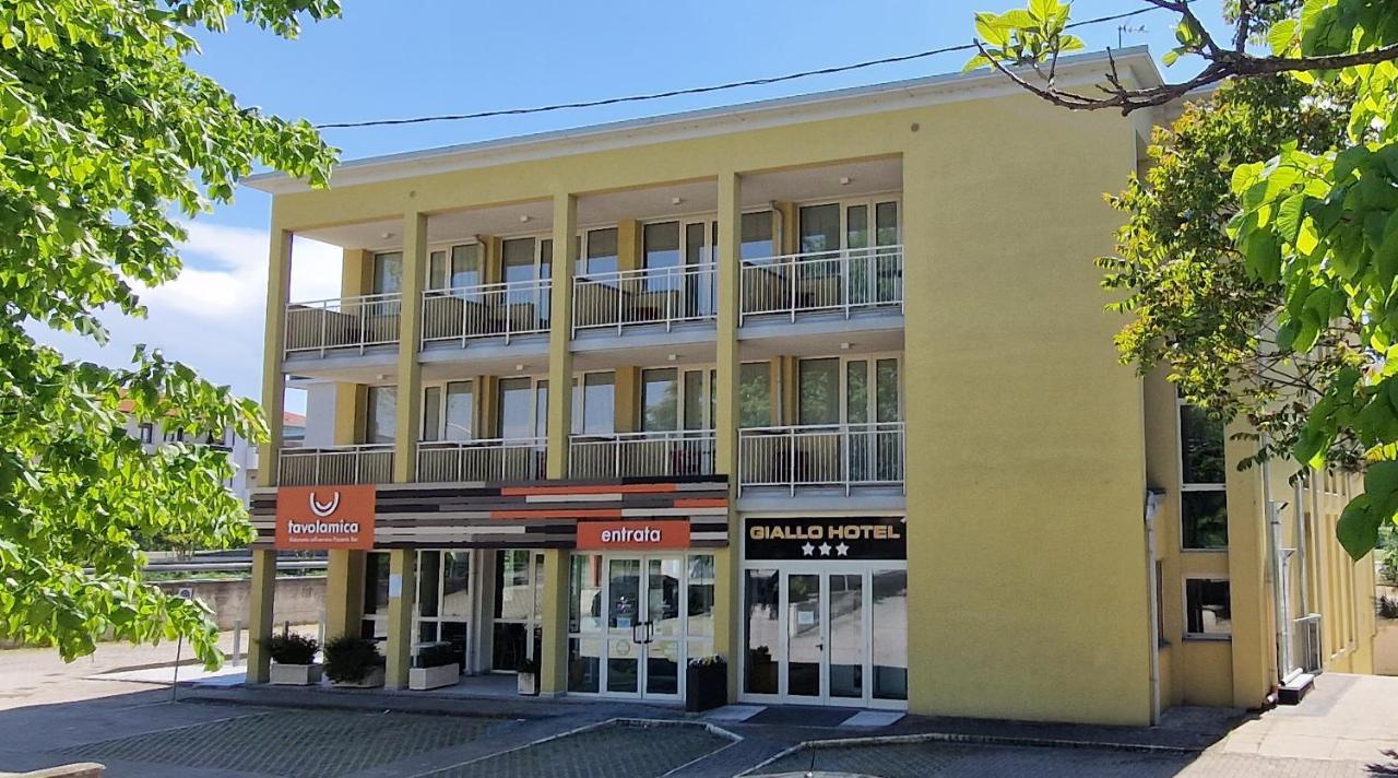 Hotel Giallo Noceto Eksteriør billede