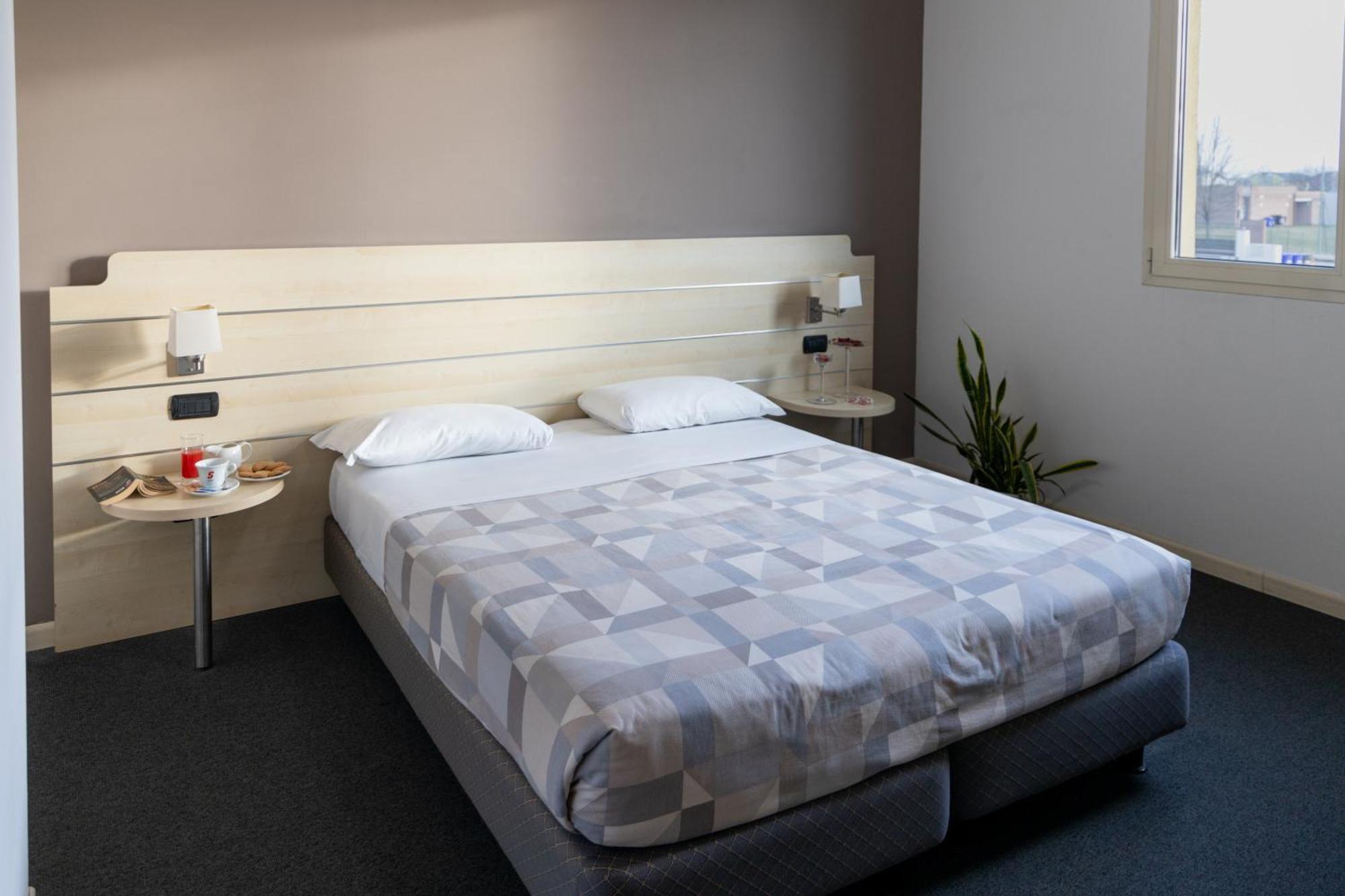 Hotel Giallo Noceto Eksteriør billede