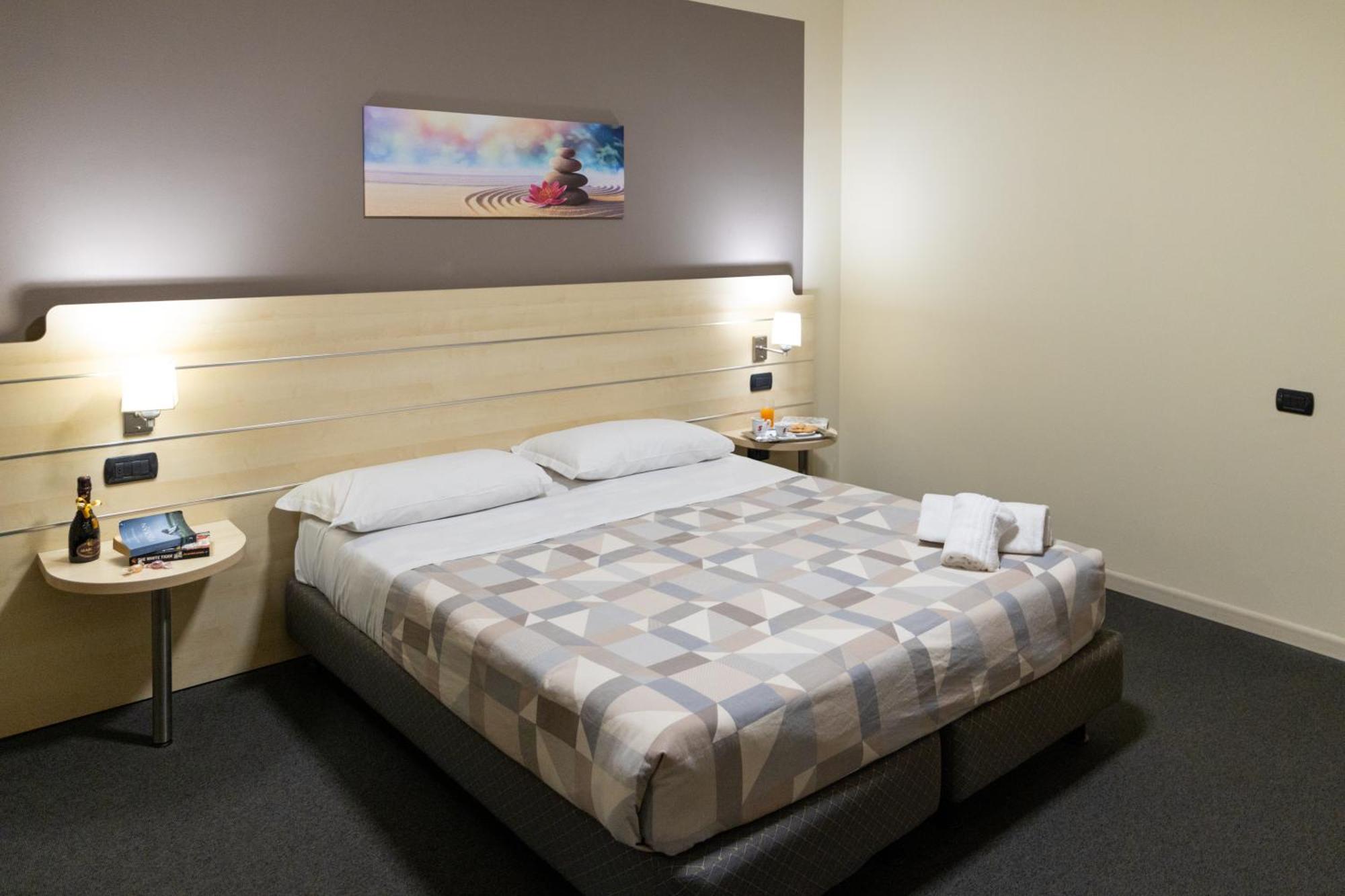 Hotel Giallo Noceto Eksteriør billede