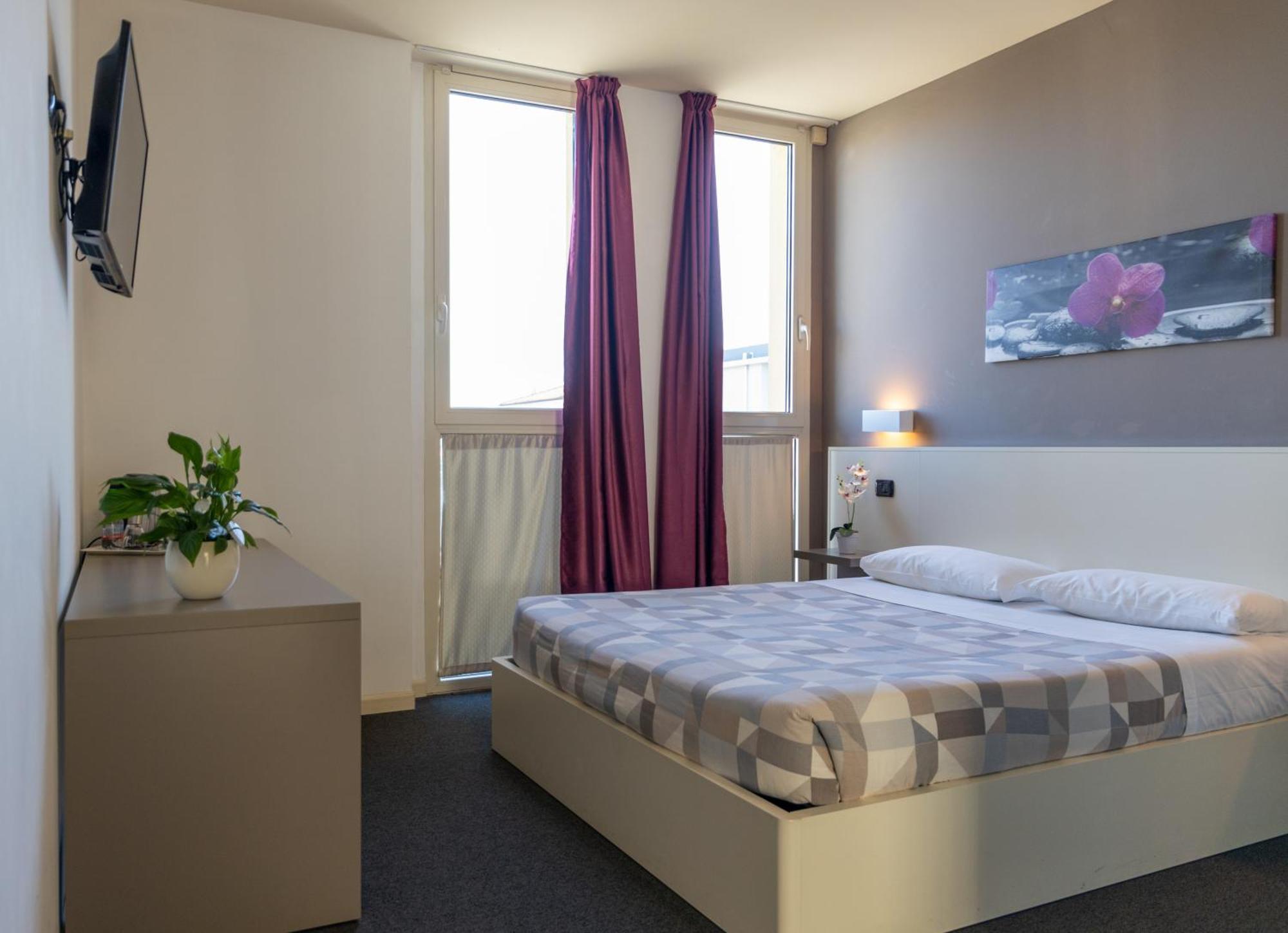 Hotel Giallo Noceto Eksteriør billede