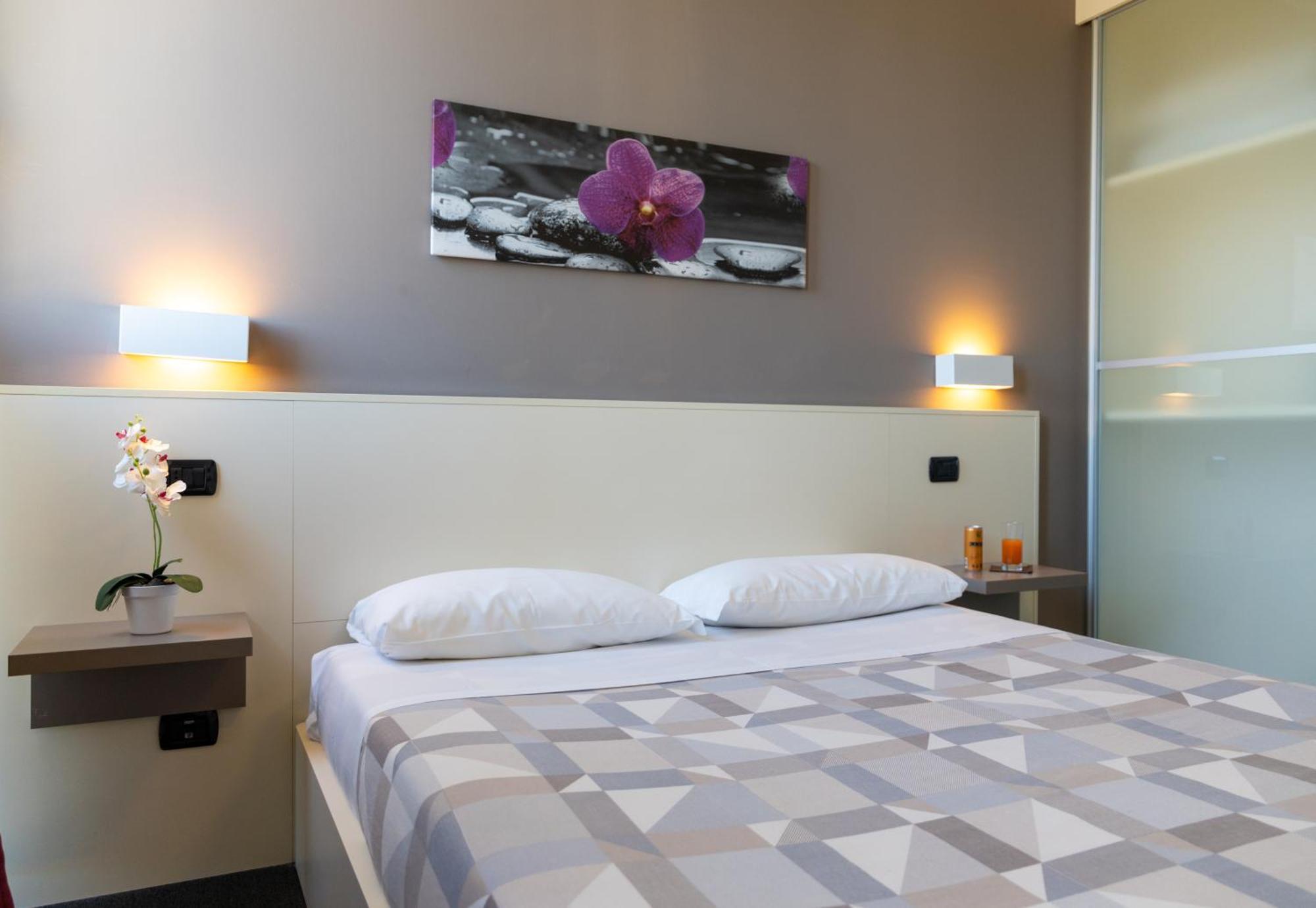 Hotel Giallo Noceto Eksteriør billede