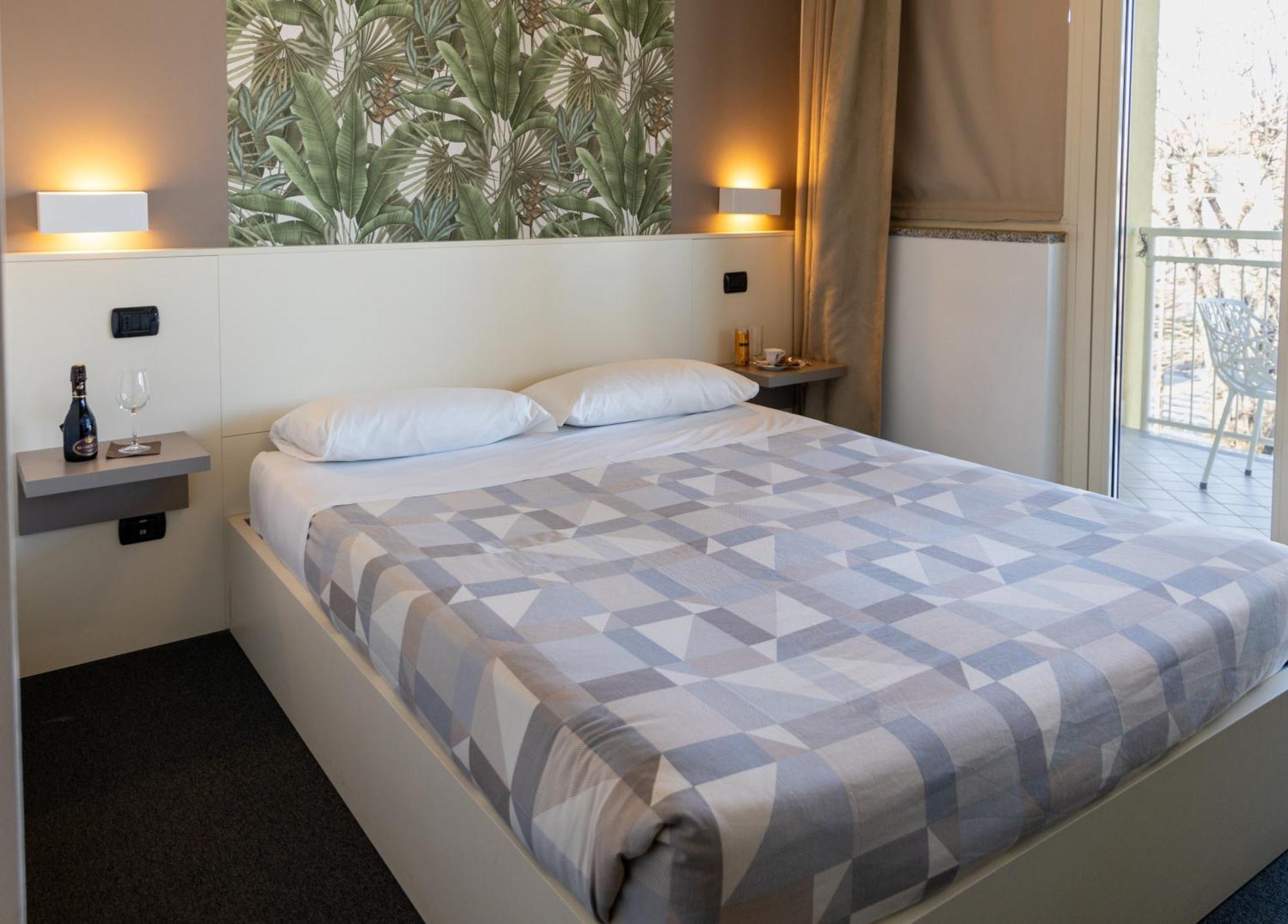 Hotel Giallo Noceto Eksteriør billede